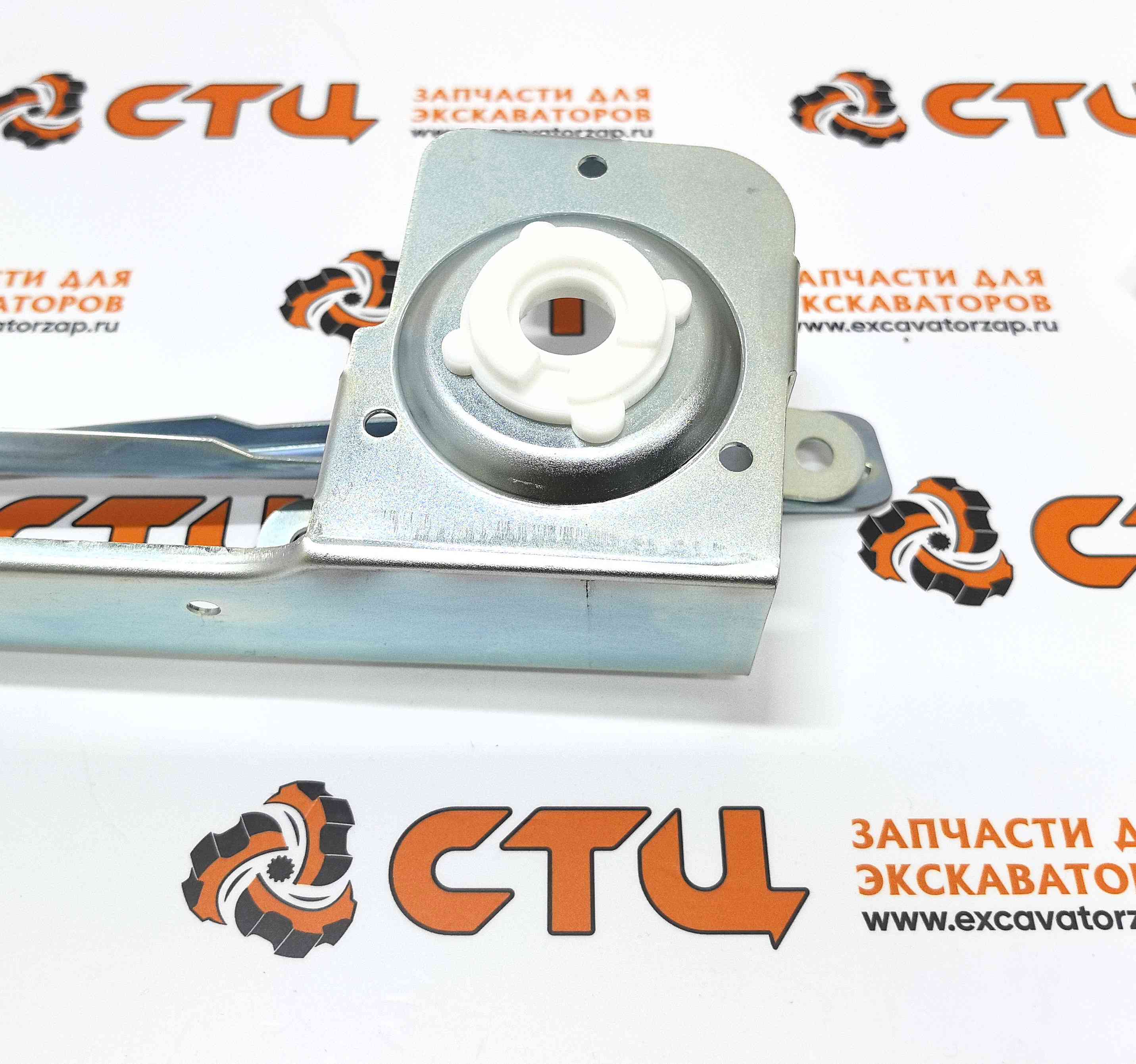 Трапеция (кронштейн, тяга) 21N6-01261 стеклоочистителя экскаватора HYUNDAI HW140, HW210, HX140L, HX180L, HX220L, HX220NL, HX235L, HX260L, HX300L, HX330L, HX380L, HX430L, HX480L, HX520L, R110-7, R110-7A, R1200-9, R125LCR-9A, R140LC-7, R140LC-7A, R140LC9,