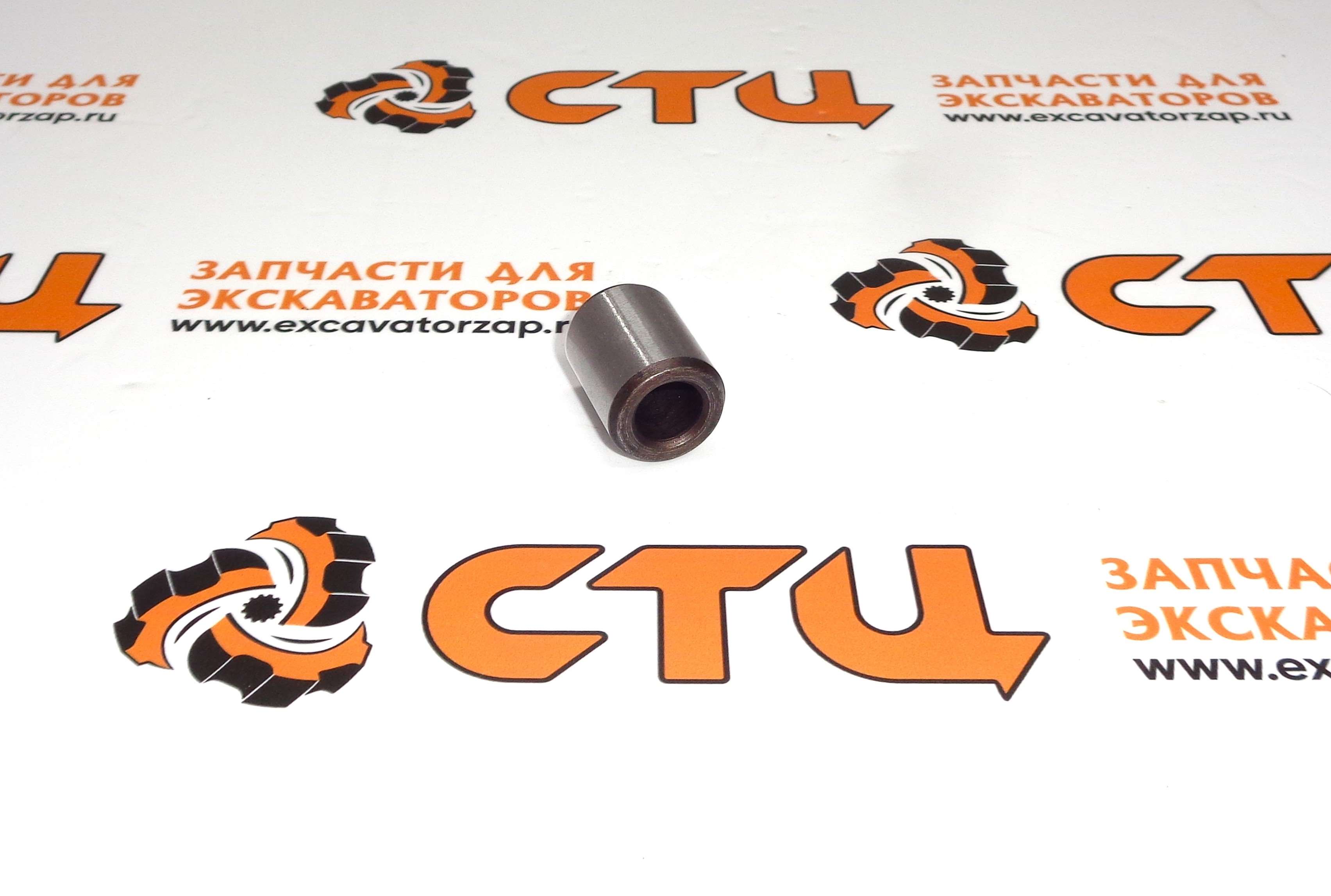 Втулка T229271 крепления коронной шестерни переднего моста экскаватора погрузчика John Deere 325J, 325K